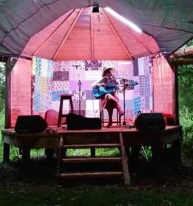 16094_699257320163419_7878275464366837093_n